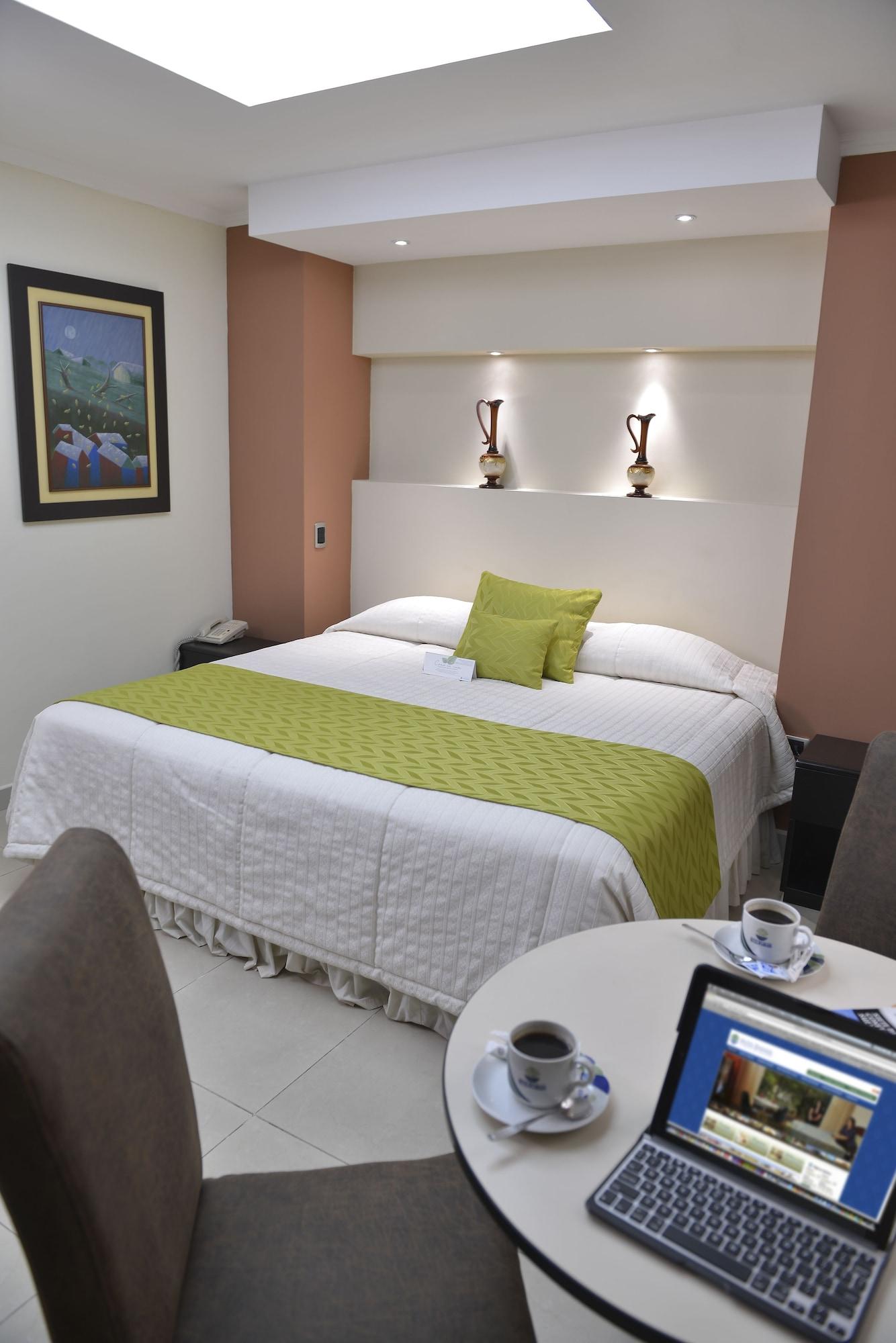 Hotel Ramada Guayaquil Dış mekan fotoğraf