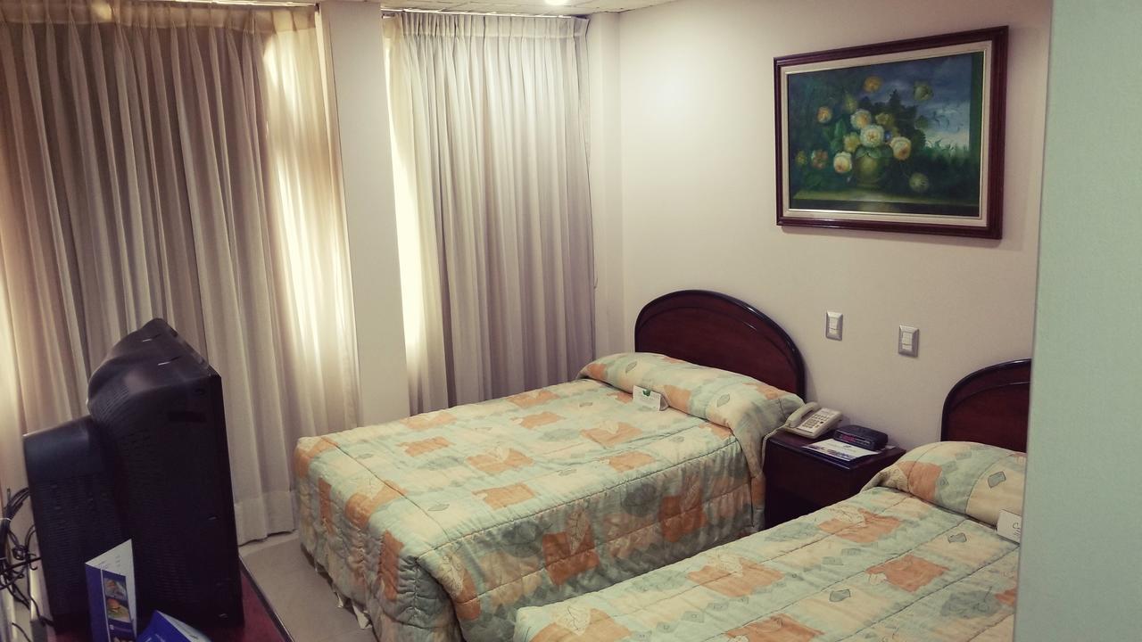 Hotel Ramada Guayaquil Dış mekan fotoğraf
